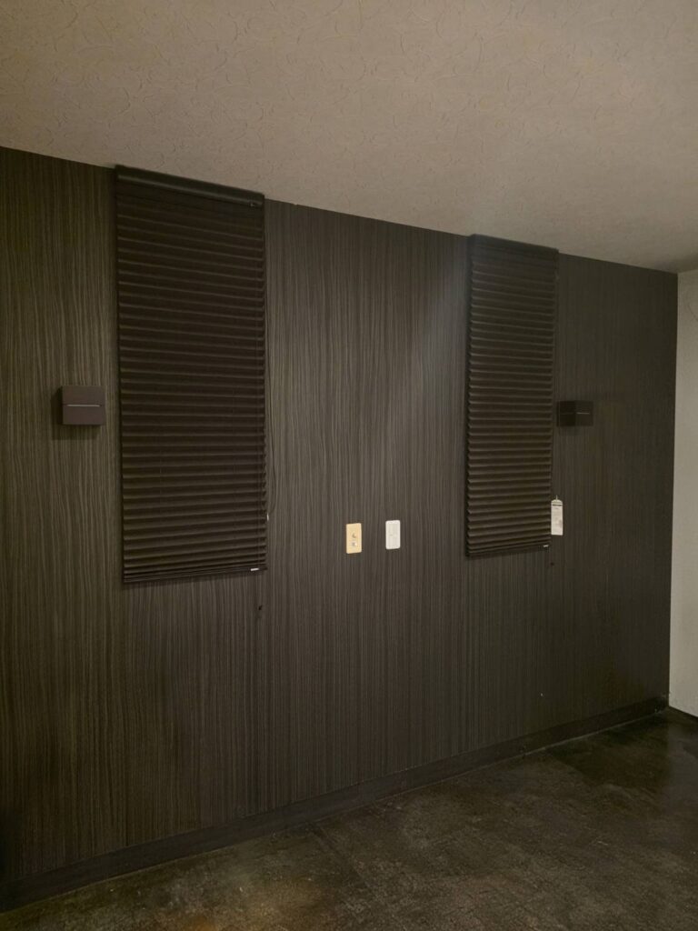 鹿児島県霧島市にて寝室のクロス張替え工事施工後